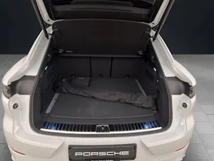 PORSCHE Cayenne S E-Hybrid Coupé Black Edition