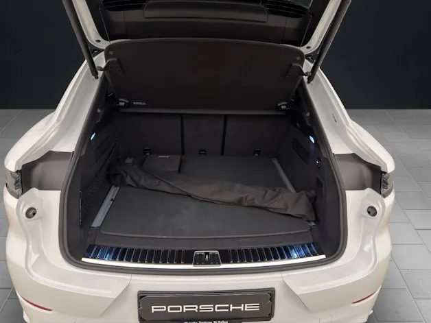 PORSCHE Cayenne S E-Hybrid Coupé Black Edition