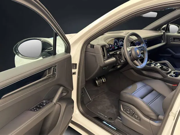PORSCHE Cayenne S E-Hybrid Coupé Black Edition
