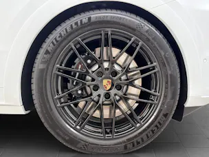 PORSCHE Cayenne S E-Hybrid Coupé Black Edition