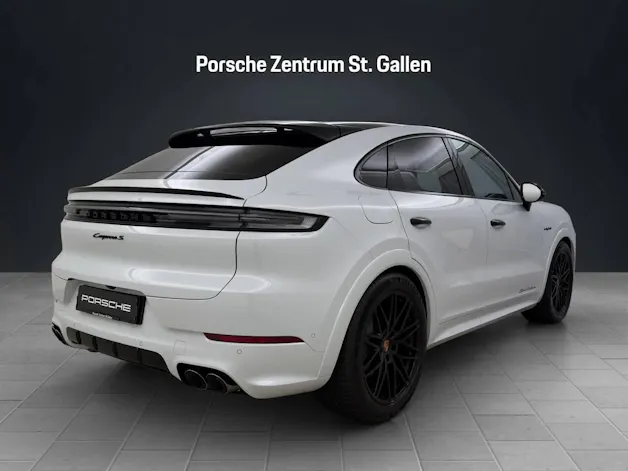 PORSCHE Cayenne S E-Hybrid Coupé Black Edition