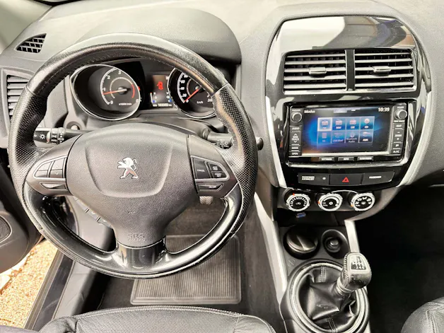 Peugeot 4008 1.8 HDi Allure S/S