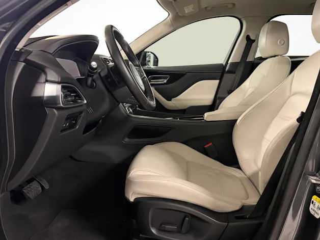 Jaguar F-Pace 2.0 T 250 Advantage AWD