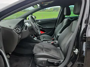 Opel Astra Sports Tourer 1.2 T 145 Ultimate S/S