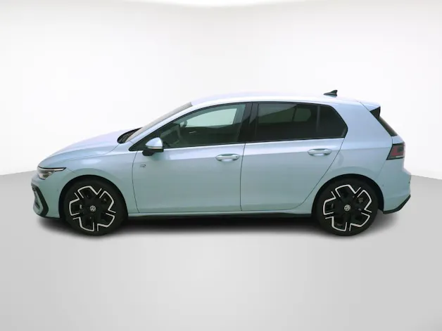 VW Golf VIII 1.5 eTSI R-Line DSG