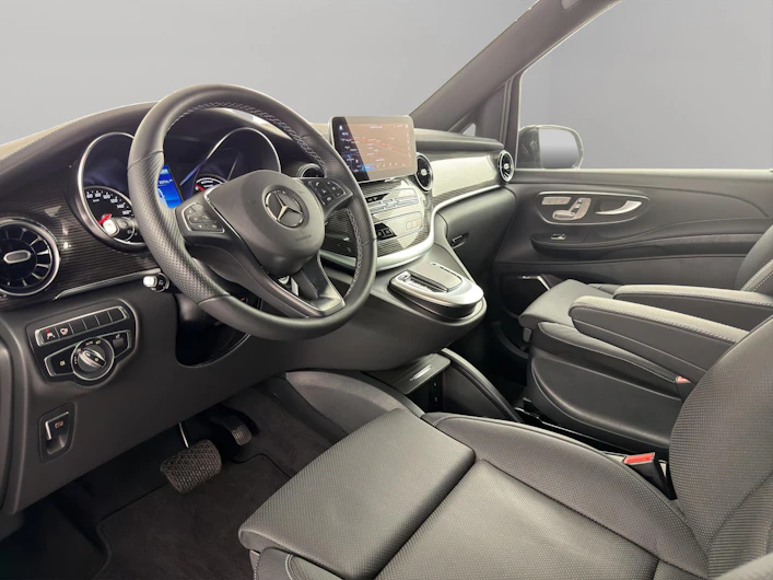image du véhicule MERCEDES-BENZ EQV 300