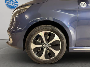https://vehicle.imgix.net/4300443/ce06c0d8-c203-4af9-9e37-ea85a3273bc1.jpg