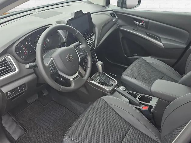 Suzuki S-Cross 1.4 T Sakura Top Hybrid 4x4