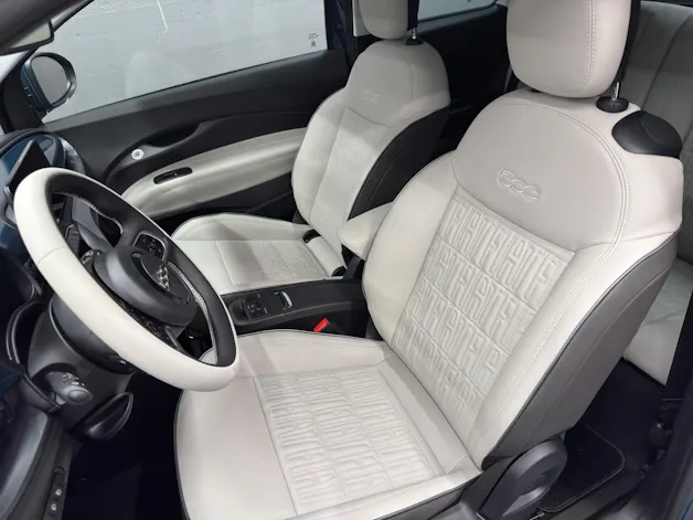 Fiat 500 La Prima