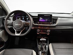 https://vehicle.imgix.net/4300553/7a822c80-726d-4d9c-ad61-60f5d56582e9.jpg