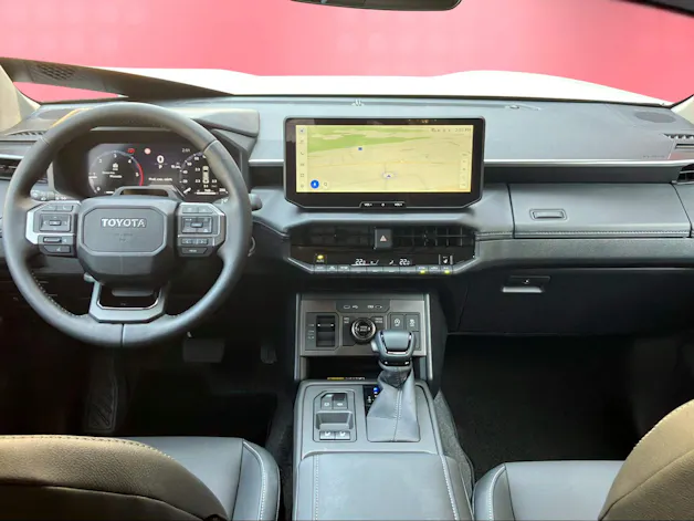 Toyota Hilux Double Cab.-Pick-up 2.8 D-4D MHEV 204 Style