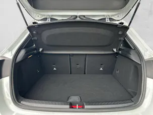 Mercedes-Benz A 250 e AMG Line (CH)