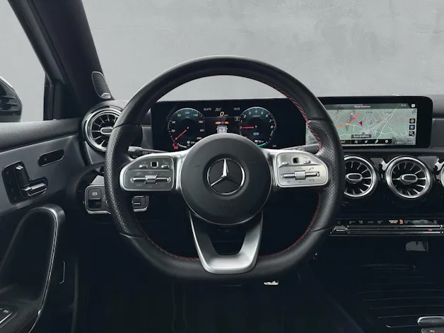 Mercedes-Benz A 250 e AMG Line (CH)