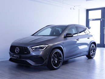 Fahrzeugbild MERCEDES-BENZ GLA 35 AMG 4matic