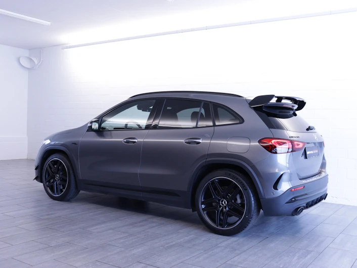 Fahrzeugbild MERCEDES-BENZ GLA 35 AMG