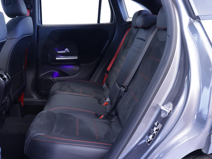 Fahrzeugbild MERCEDES-BENZ GLA 35 AMG