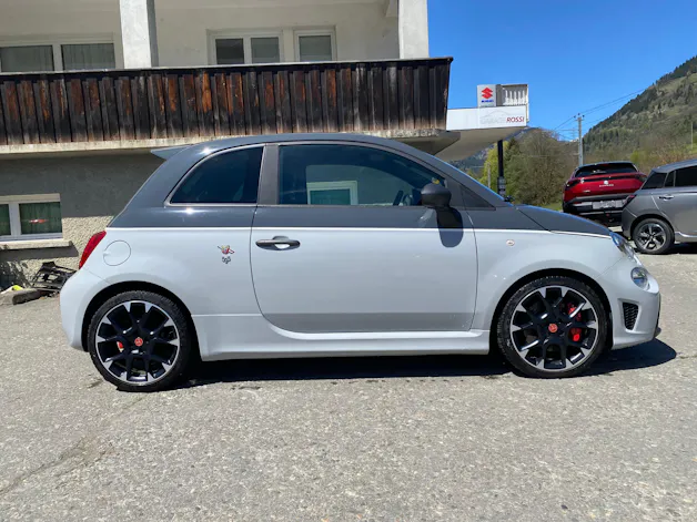 Fiat 595 Abarth 1.4 T-Jet 180 Competizione