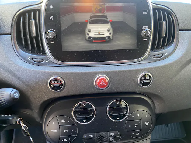 Fiat 595 Abarth 1.4 T-Jet 180 Competizione