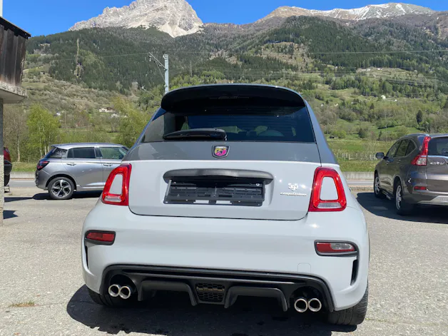 Fiat 595 Abarth 1.4 T-Jet 180 Competizione