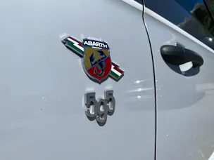 Fiat 595 Abarth 1.4 T-Jet 180 Competizione