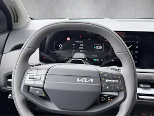 Kia EV3 81 kWh Earth+