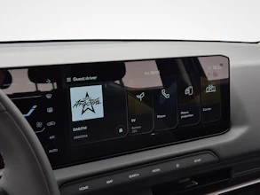 https://vehicle.imgix.net/4300800/c3d5a03e-57af-4ddc-97e3-3e2d86be0186.jpg