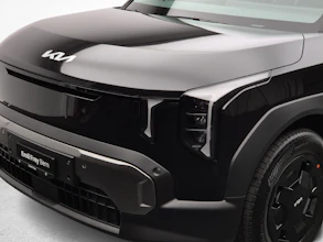 https://vehicle.imgix.net/4300800/df5a77a7-bc54-4304-bdba-5b81f39830e0.jpg