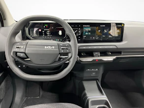 https://vehicle.imgix.net/4300804/f5986fd9-a3bc-443f-a101-4273be665dfe.jpg