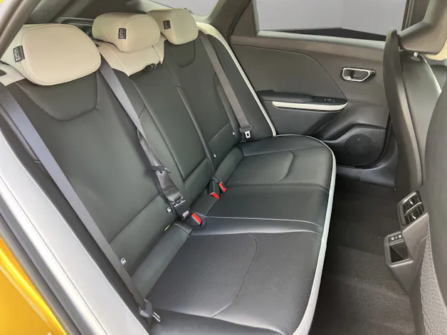 Kia K4 SW 1.6 T-GDi GT-Line 180PS DCT / Lederausstattung / elektr. Glasschiebedach / CH-Herstellergarantie / Leasing-Aktion ab 0.99%