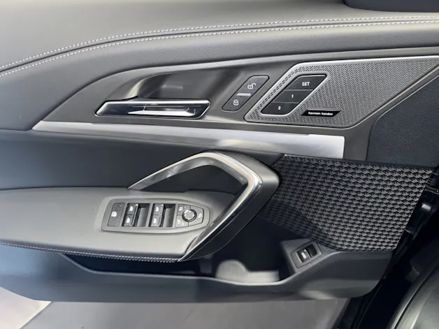 BMW X1 23d xDrive paddles