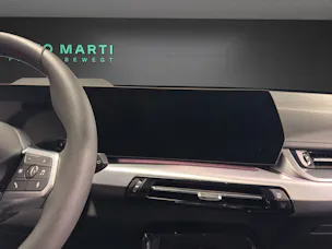 BMW X1 23d xDrive paddles