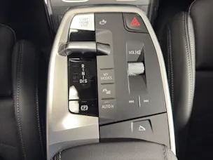 BMW X1 23d xDrive paddles