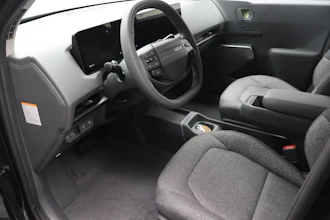 https://vehicle.imgix.net/4300837/e3ebd7f7-6350-49d7-99fb-41ebff1ad591.JPG