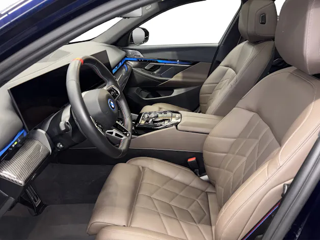 BMW i5 M60 xDrive Touring