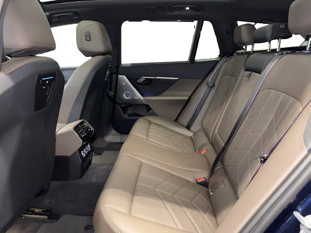 BMW i5 M60 xDrive Touring