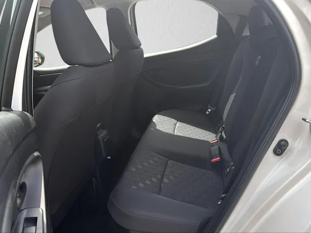 Toyota Yaris 1.5 VVT-i HSD Comfort
