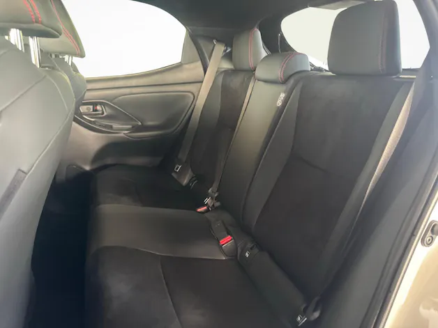 Toyota Yaris 1.5 VVT-i HSD GR Sport