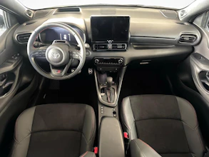 https://vehicle.imgix.net/4300956/e30eca7c-71c7-4e4e-bde4-ec07585409dd.jpg