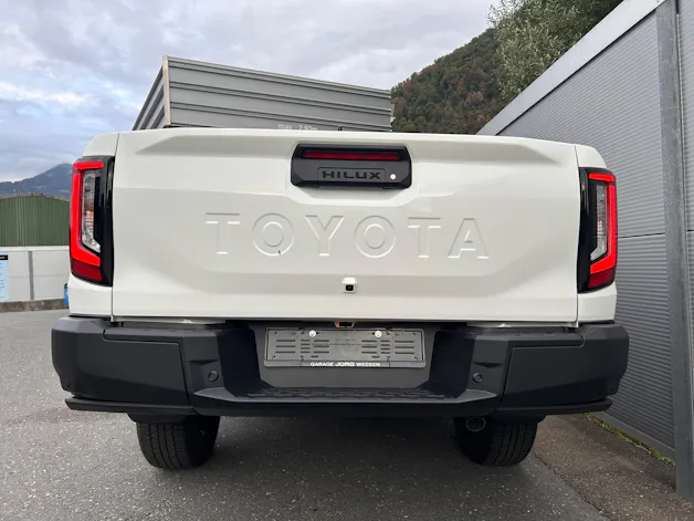 Toyota Hilux Double Cab.-Pick-up 2.8 D-4D MHEV 204 Advanced