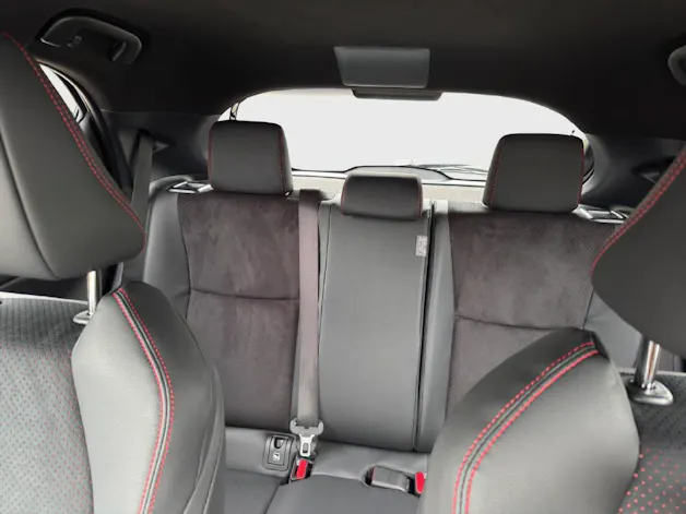 Toyota Yaris 1.5 VVT-i HSD GR Sport