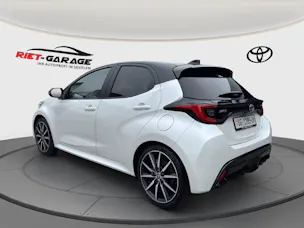 Toyota Yaris 1.5 VVT-i HSD GR Sport