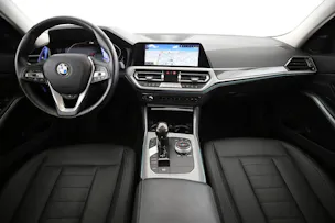 BMW 320d xDrive SAG