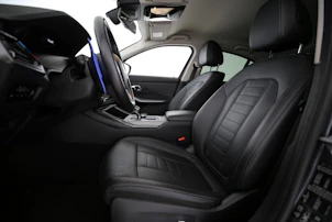 Fahrzeugbild BMW 320d xDrive SAG