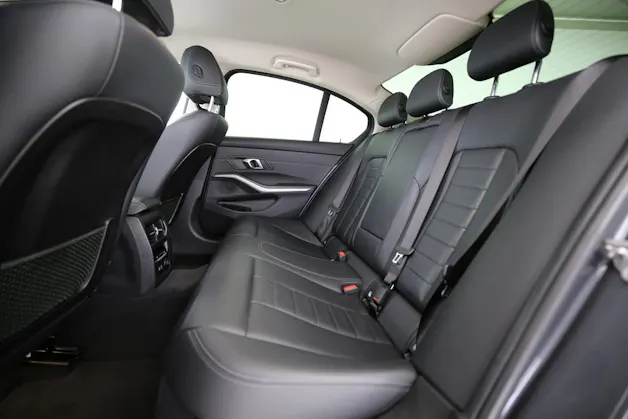 BMW 320d xDrive SAG