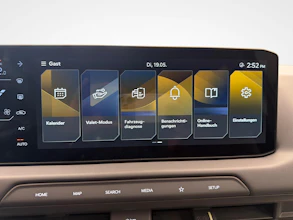 https://vehicle.imgix.net/4301040/1f22bf5e-111b-4223-ac5c-6d647ca3e947.jpg