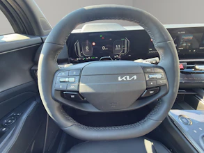 https://vehicle.imgix.net/4301060/43e6711e-1572-4766-a521-677db23cbb1d.jpg