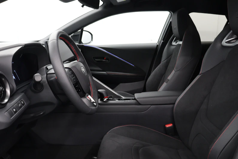 Fahrzeugbild TOYOTA C-HR
