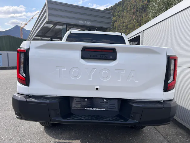 Toyota Hilux Double Cab.-Pick-up 2.8 D-4D MHEV 204 Advanced