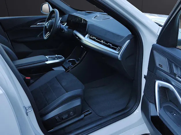 BMW X1 30e xDrive paddles