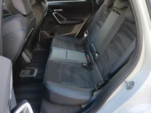 BMW X1 30e xDrive paddles